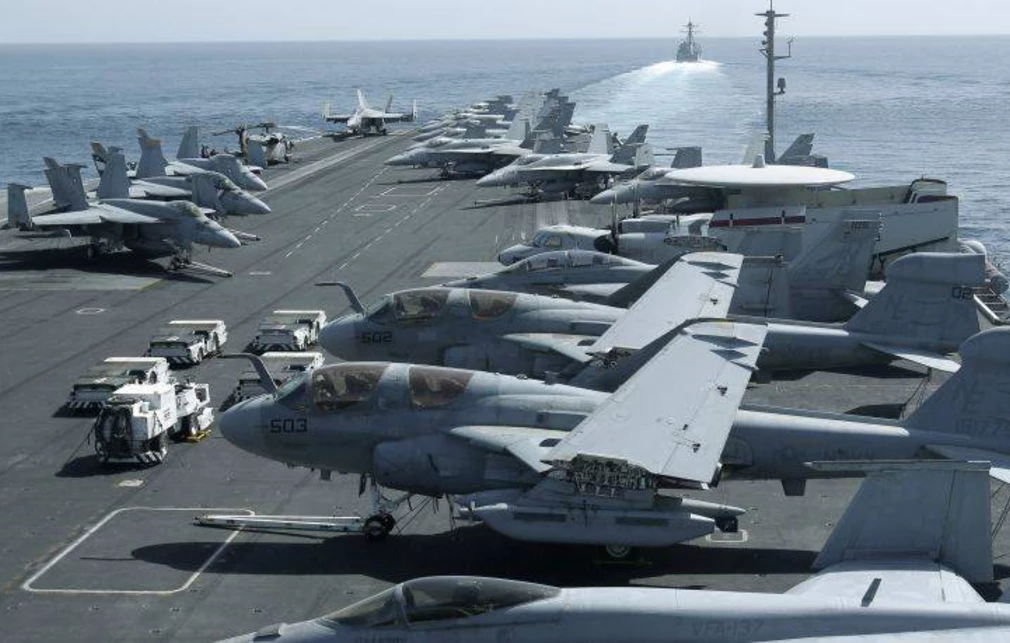 Διαψεύδουν οι ΗΠΑ επίθεση στο Αϊζενχάουερ