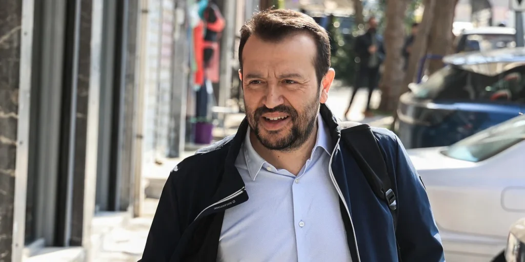 Κοινό ψηφοδέλτιο και πρόεδρο για ΠΑΣΟΚ – ΣΥΡΙΖΑ προτείνει ο Παππάς