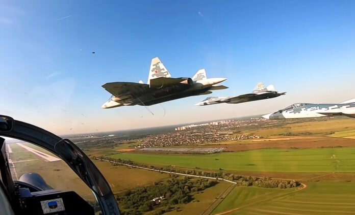 Οι Ουκρανοί ισχυρίζονται πως κατέρριψαν ρωσικό Sukhoi