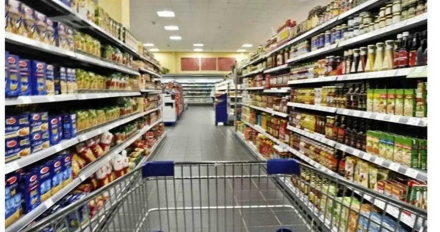 Έκαναν ψώνια από το σούπερ μάρκετ, αλλά δεν ήθελαν να πληρώνουν…