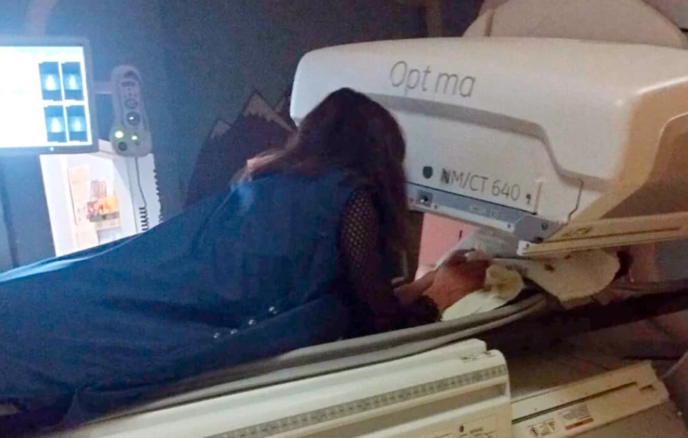 Συγκινεί η στήριξη ακτινολόγου σε εγκαταλελειμμένο βρέφος