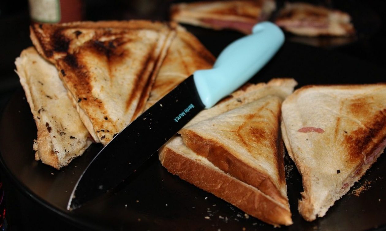 Σε πανάκριβο σνακ εξελίσσεται το τοστ