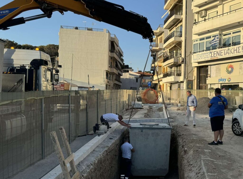 Τέσσερις υπόγειοι κάδοι στην Πεδιάδος