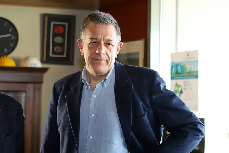 ΠΑΣΟΚ για Ταχιάο: Ειδική εντολή από το Μαξίμου να μαζέψουν ότι προλαβαίνουν