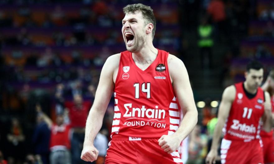 Και επίσημα η επιστροφή του Βεζένκοφ στον Ολυμπιακό – «Γύρισα στην οικογένειά μου»