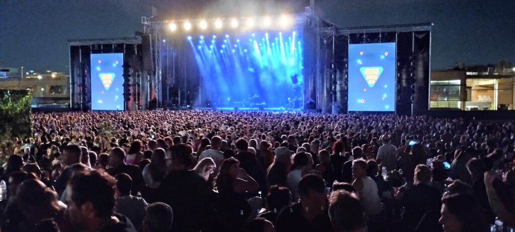 Τα ρέστα τους έδωσαν οι Duran Duran στην πλατεία Νερού