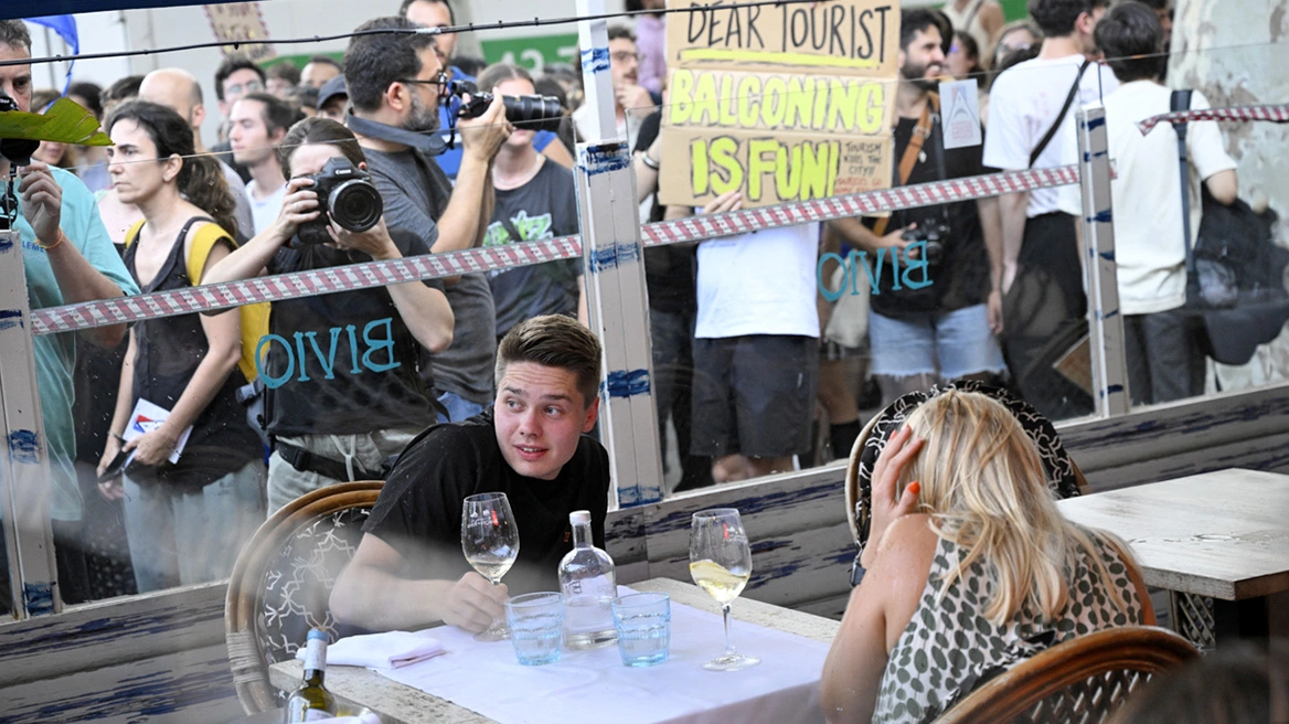 Ανεπιθύμητοι οι τουρίστες στη Βαρκελώνη!