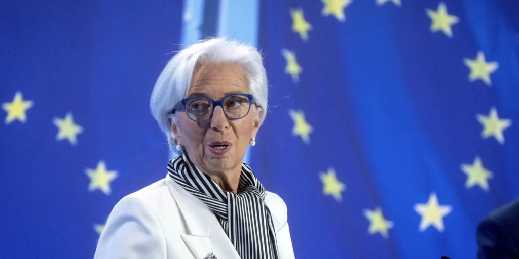 Κλειστά κρατά η Λαγκάρντ τα χαρτιά της για τη μείωση επιτοκίων