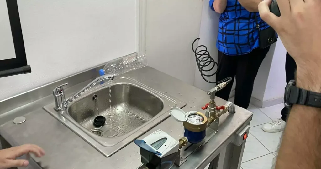 Το πείραμα των υδρομέτρων! “Δεν γράφουν αέρα λέει η ΔΕΥΑ”