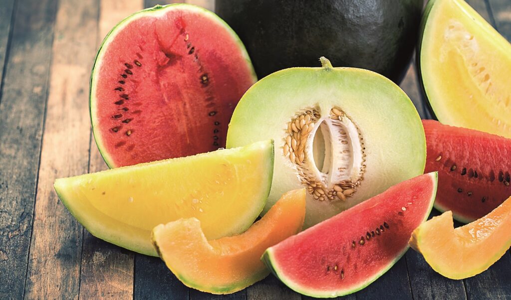 Πληρώνουμε “χρυσάφι” τα καλοκαιρινά φρούτα