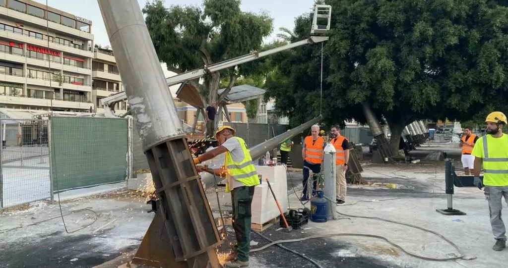 Φεύγουν τα … κατάρτια από την πλατεία Ελευθερίας