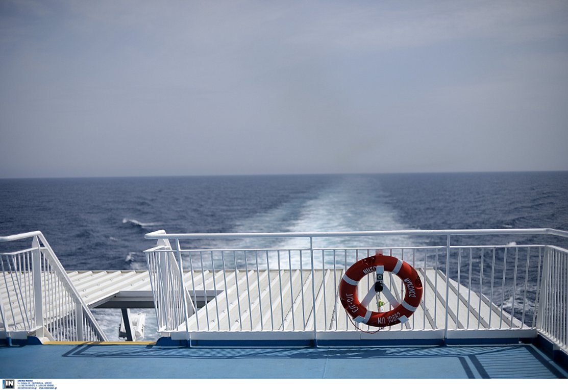 Μηχανική βλάβη σε σκάφος που έφτασε στο Ηράκλειο