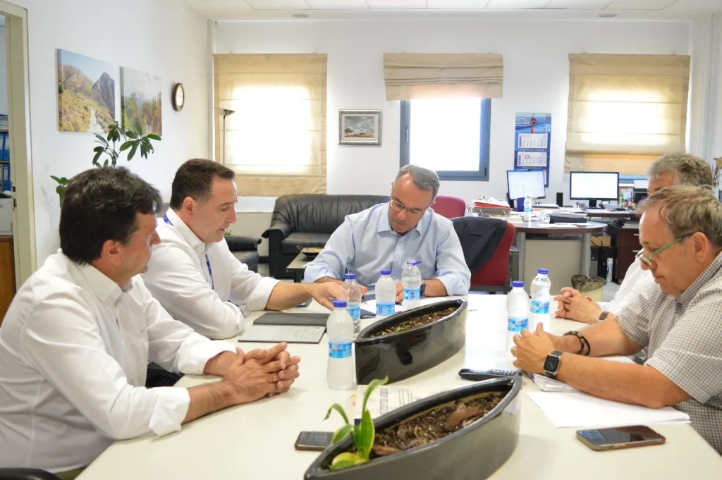 Σταϊκούρας: Προσπαθούμε να αντιμετωπίσουμε τα προβλήματα στο “Νίκος Καζαντζάκης”