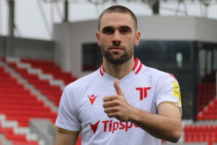 Παίρνει Μπαΐνοβιτς ο ΟΦΗ