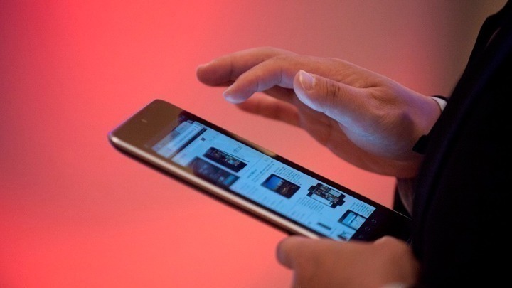 Κλείνε το κινητό σου μία φορά την εβδομάδα – Αυτός είναι ο λόγος