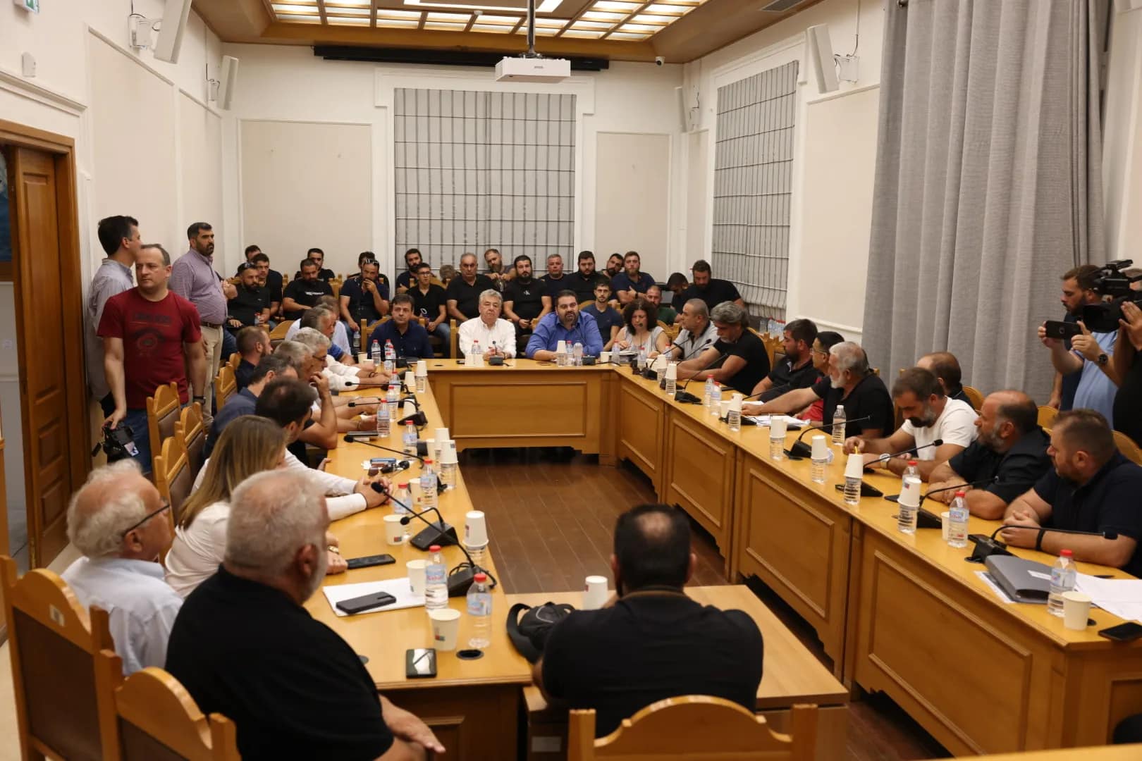 Ανάγκη επιτακτική το άνοιγμα των σφαγείων