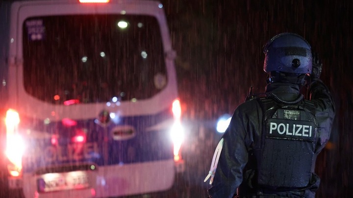 Παραδόθηκε ύποπτος για την τρομοκρατική επίθεση στη Γερμανία