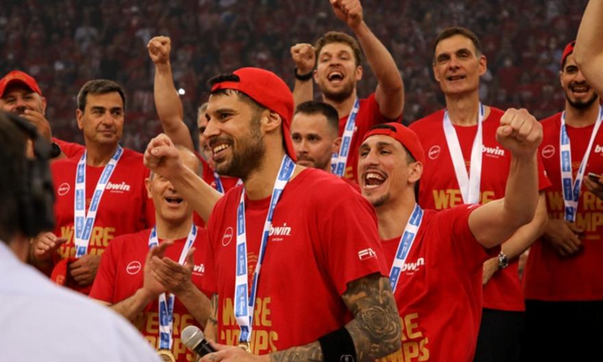 A Moment to Remember: Μία λαμπρή βραδιά στο ΣΕΦ αφιερωμένη στον Γιώργο Πρίντεζη!