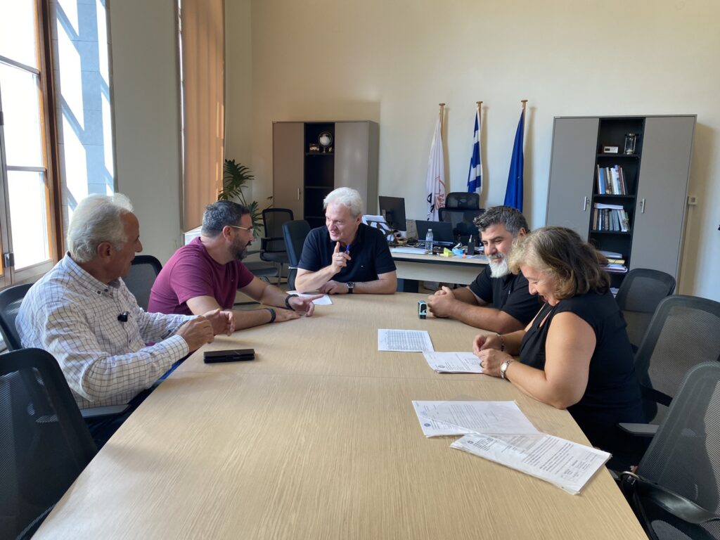 Ενισχύεται η προσβασιμότητα σε δεκάδες σχολεία του Δήμου Ηρακλείου