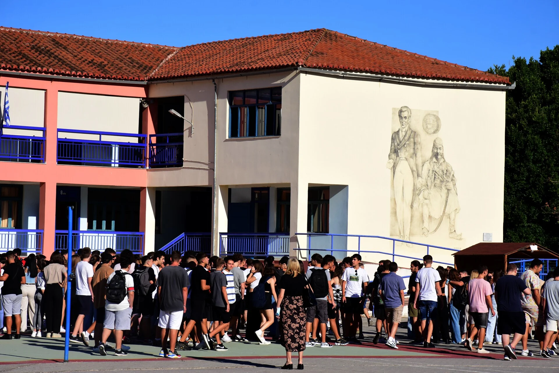 Πρώτο κουδούνι στα σχολεία!