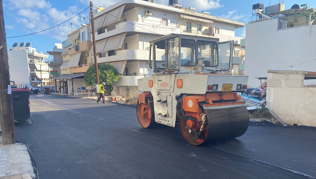 Συνεχίζονται οι ασφαλτοστρώσεις στο Ηράκλειο