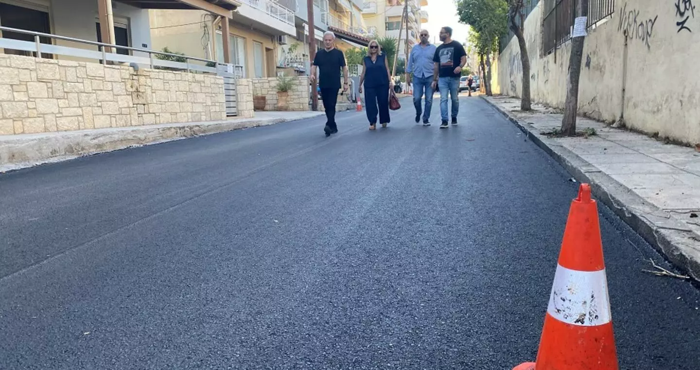 Ανακατασκευή του οδοστρώματος για τις διαβάσεις πεζών στο Ηράκλειο