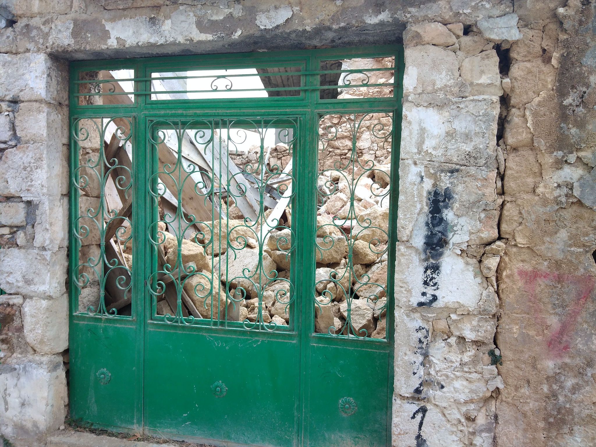 Σε δύσκολη θέση οι σεισμοπληκτοι…