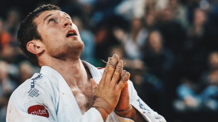 Αθλητής τιμωρήθηκε γιατί…έκανε τον σταυρό του