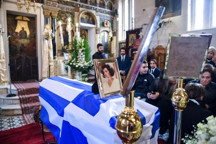 Βάσω Παπανδρέου: Το τελευταίο «αντίο» στο ιστορικό στέλεχος του ΠΑΣΟΚ – Στο Αίγιο η κηδεία