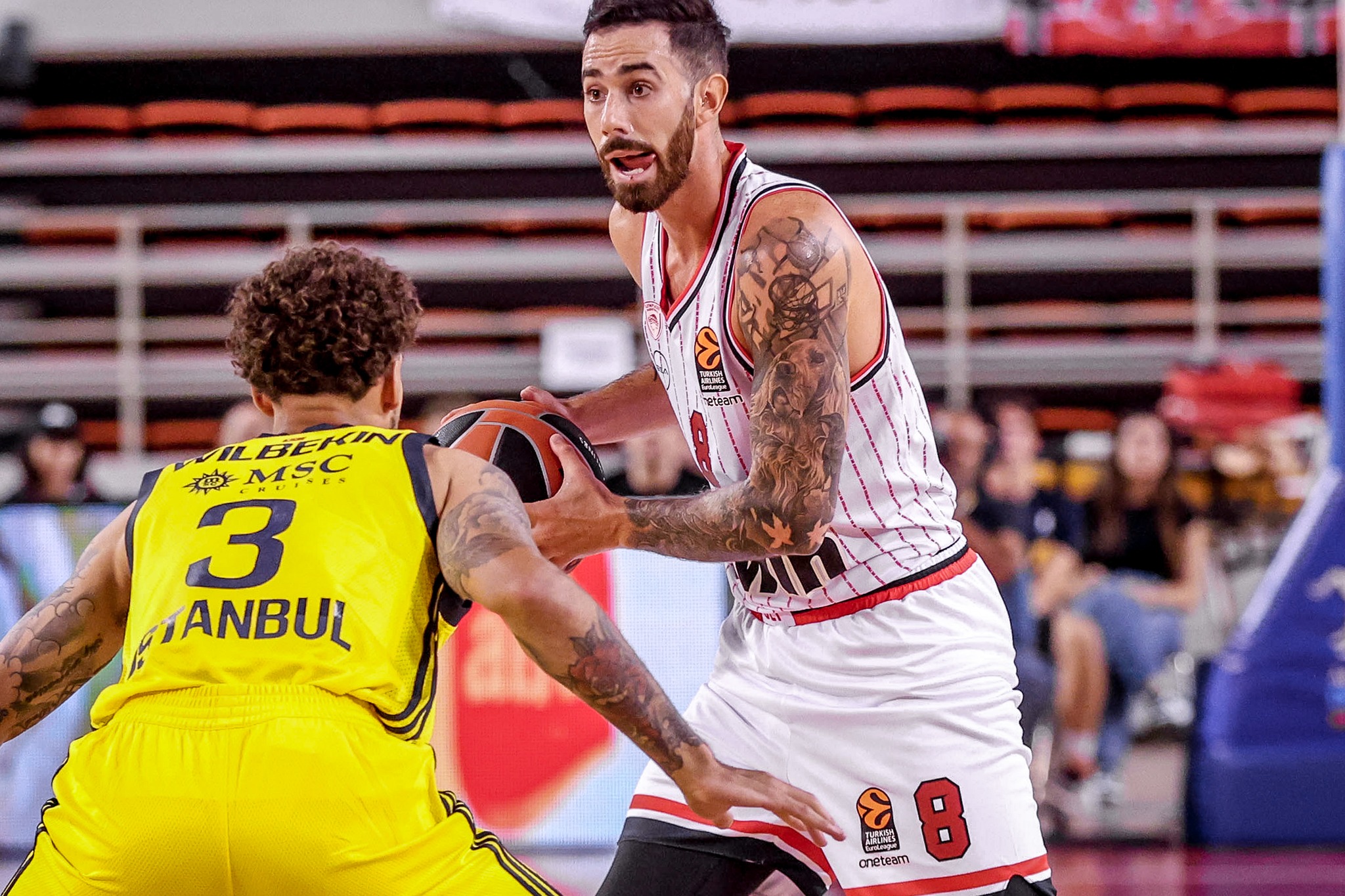 Την 6η σερί νίκη, χωρίς τον Βεζένκοφ, ψάχνει με την Μπασκόνια ο Ολυμπιακός