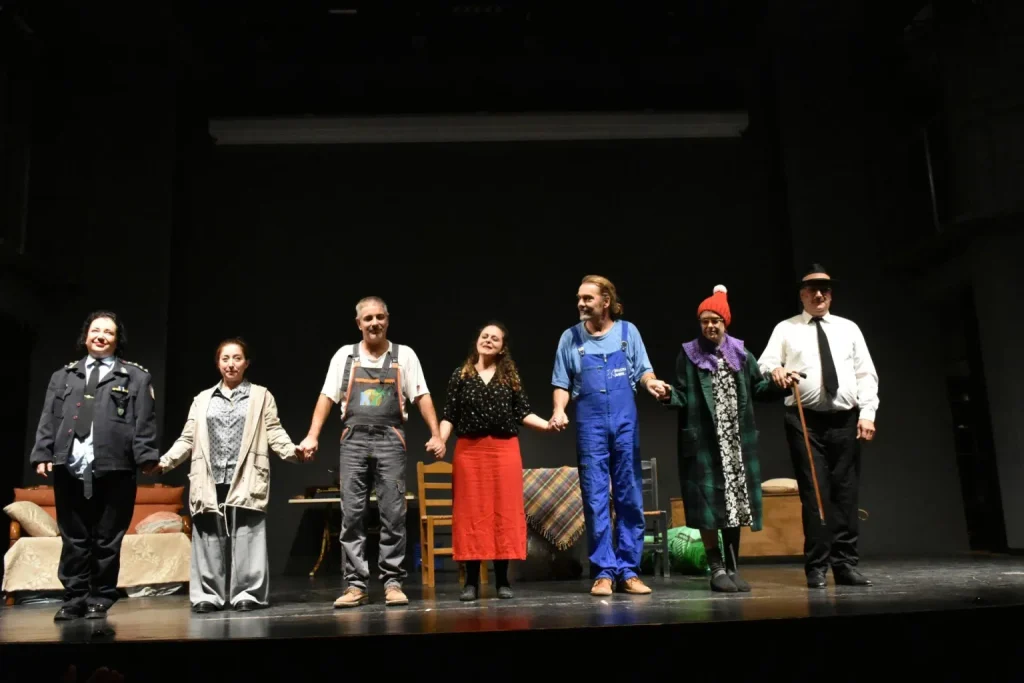 Ξεκίνησε το 12ο Πανελλήνιο Φεστιβάλ Ερασιτεχνικού Θεάτρου στην Ιεράπετρα με την στήριξη της Περιφέρειας Κρήτης