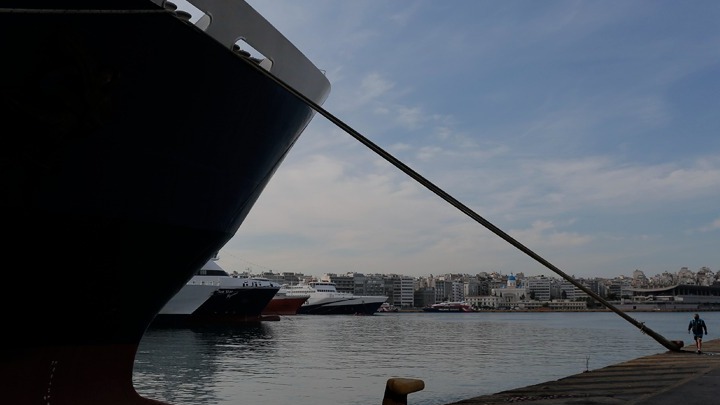 Απεργία ΠΝΟ: Έληξε και επίσημα, αναχωρούν από τις 14:00 τα πλοία