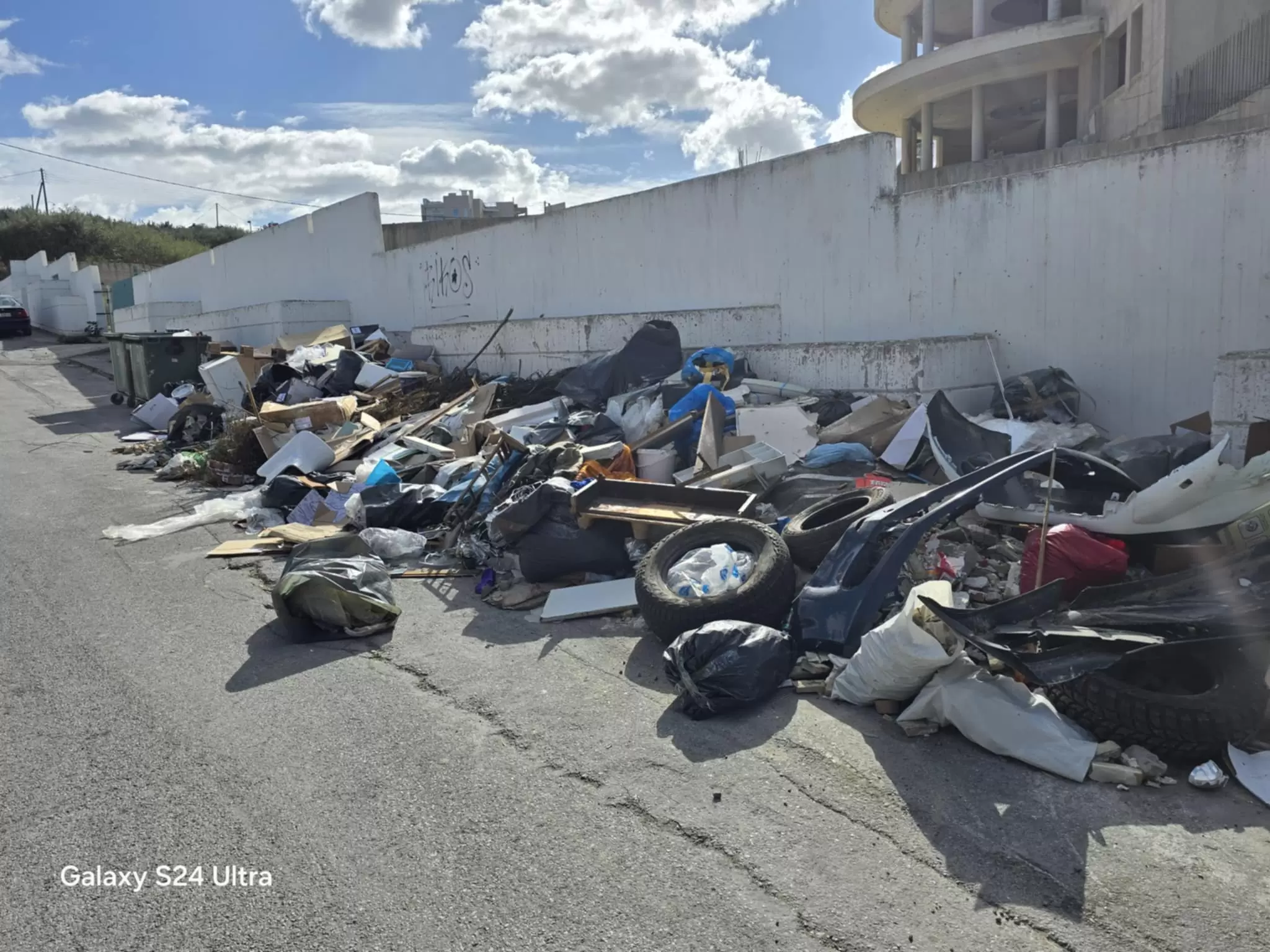 Χωματερές στο Ηράκλειο – Αφόρητη η κατάσταση και δε δείχνει καμιά βελτίωση