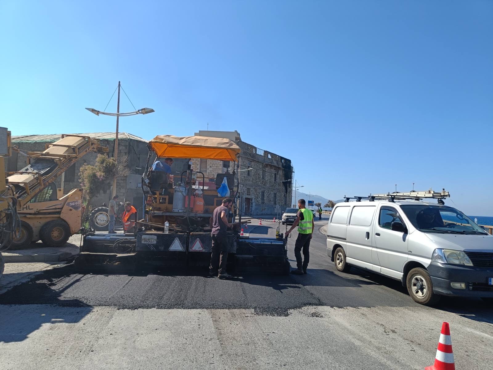 Συνεχίζεται την Πέμπτη η ανάπλαση οδοστρώματος διαβάσεων πεζών στη Λ. Σοφοκλή Βενιζέλου