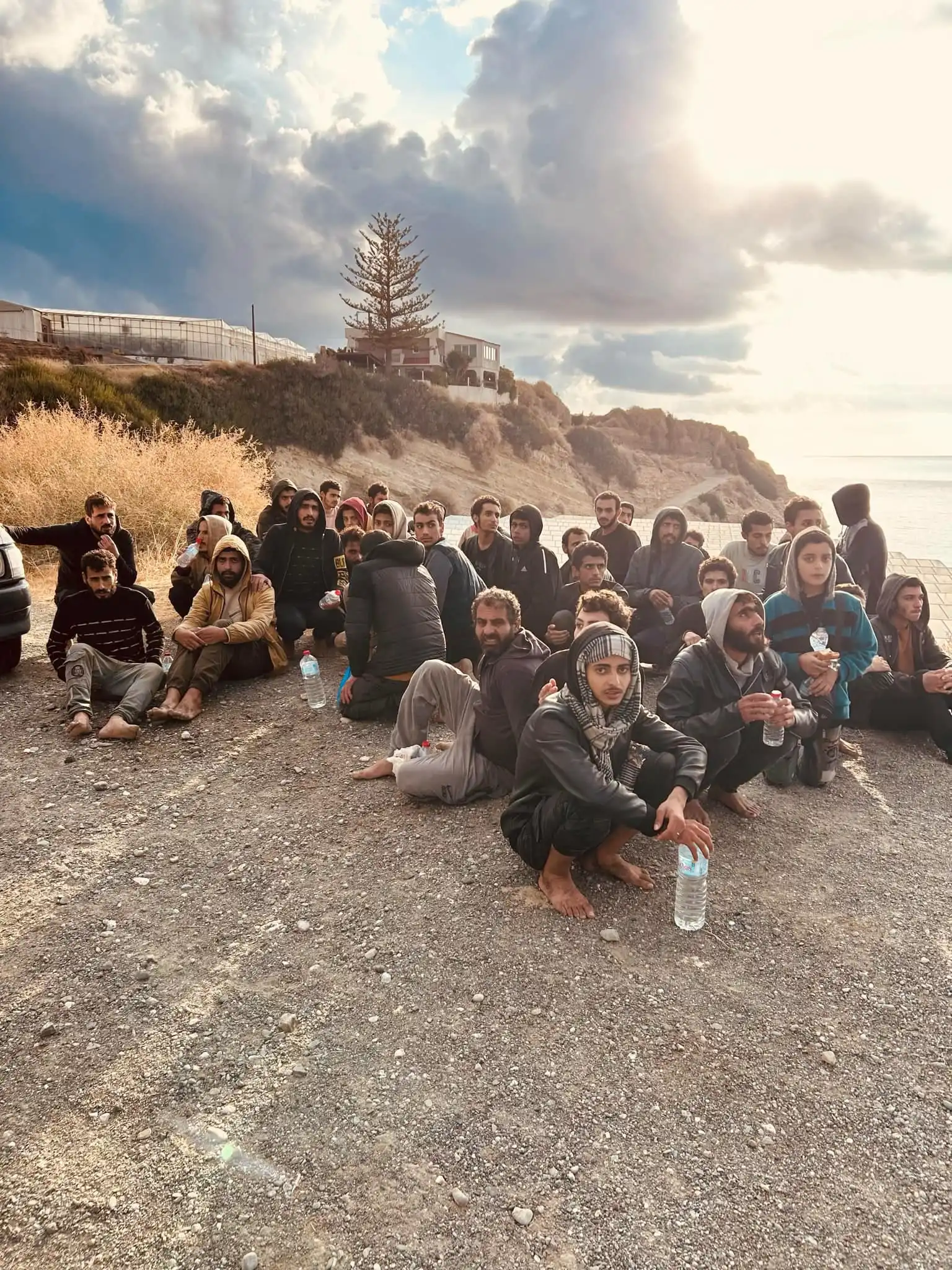 Έψαχναν την ελπίδα 42 μετανάστες – Ψαρή Φοράδα, τώρα