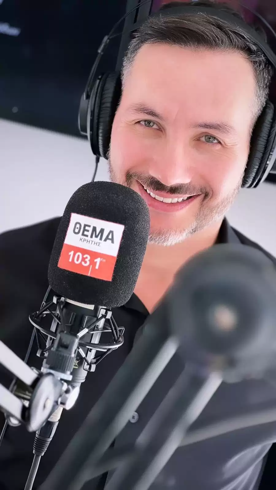 O Νίκος Μαλτεζάκης ξεσηκώνει την Πλατεία Ελευθερίας με τις μουσικές του…