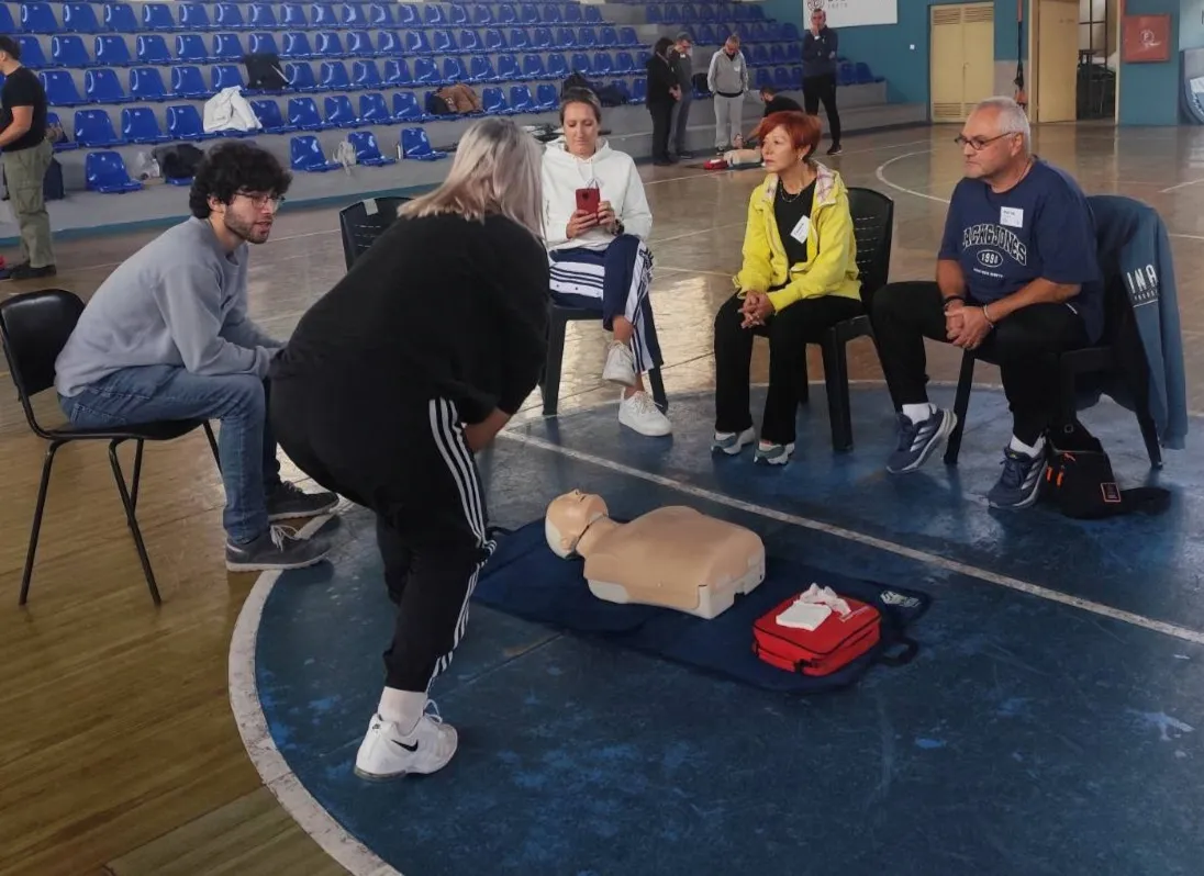 Πιστοποιημένο σεμινάριο BLS, στο πλαίσιο του Προγράμματος ΖΩΗ, σε 40 καθηγητές φυσικής αγωγής