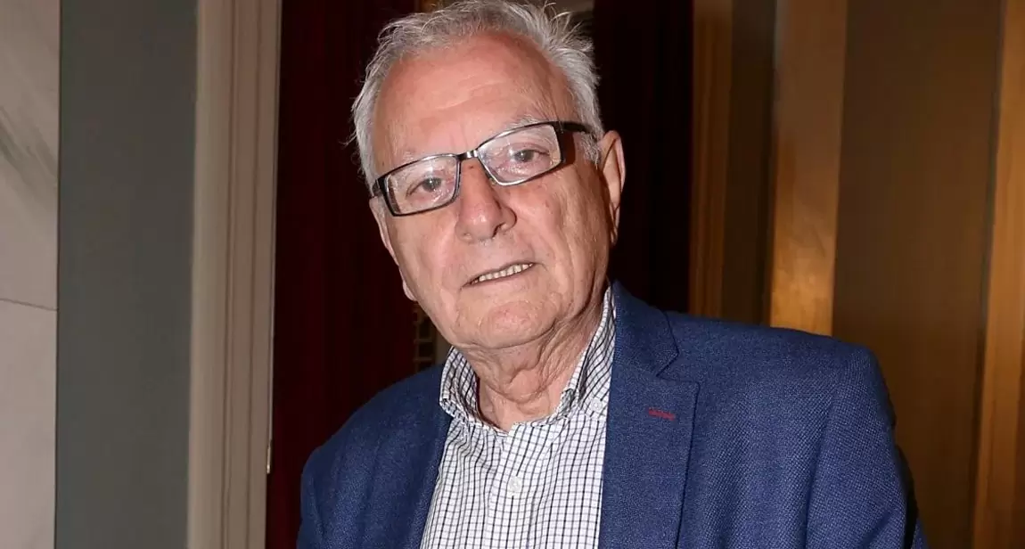 Κώστας Χαρδαβέλλας: «Δεν έφυγε από τον καρκίνο» ξεκαθαρίζει η σύζυγός του