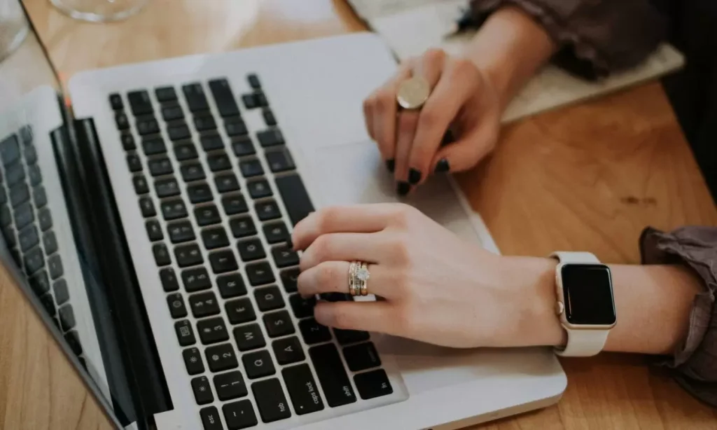 Πληροφορική: Οι νέοι τομείς επέκτασης, το ΑΙ, η άμυνα και οι επόμενες εξαγορές