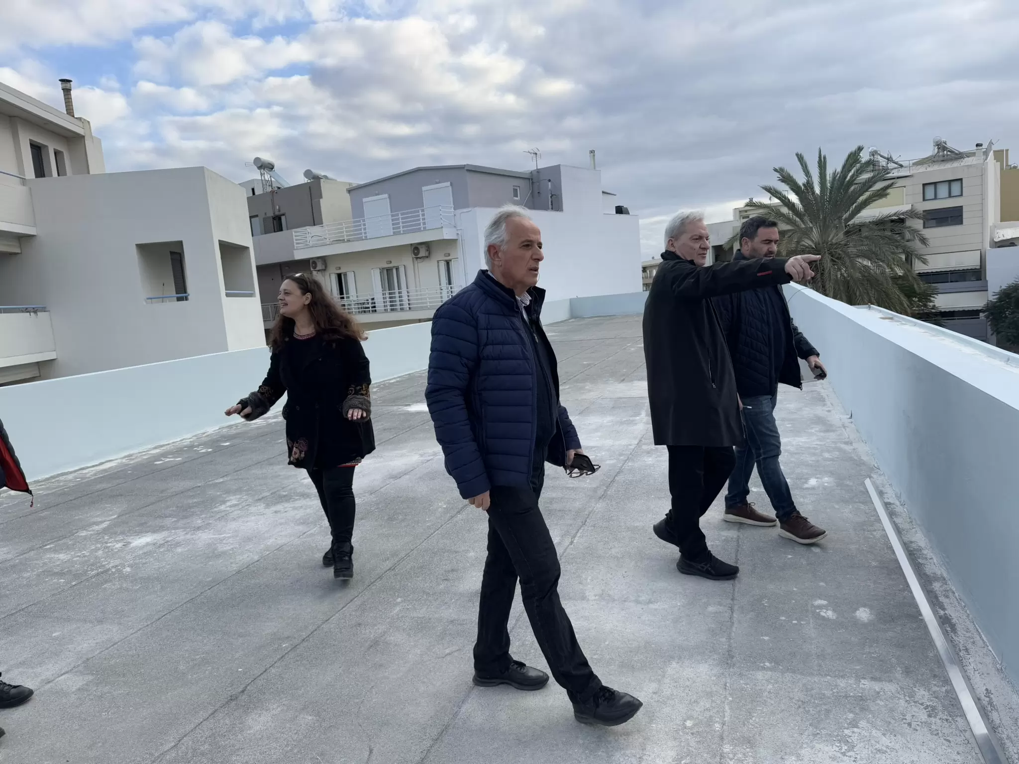 Στις εργασίες στο σχολικό συγκρότημα της Ακαδημίας ο Αλ. Καλοκαιρινός