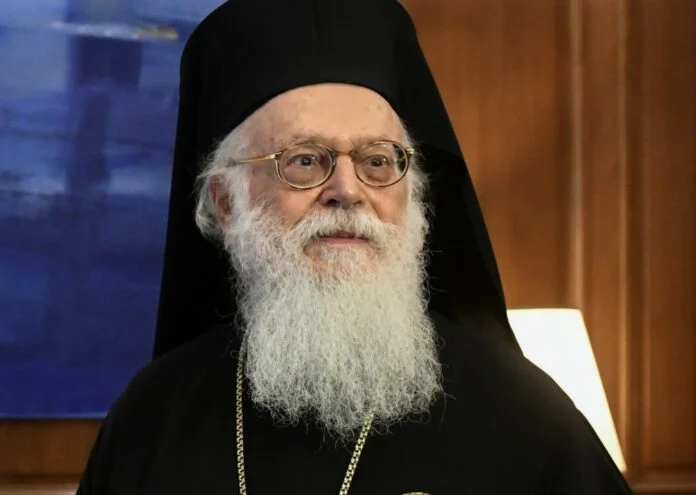 Αρχιεπίσκοπος Αναστάσιος: Παραμένει διασωληνωμένος και σε κρίσιμη κατάσταση