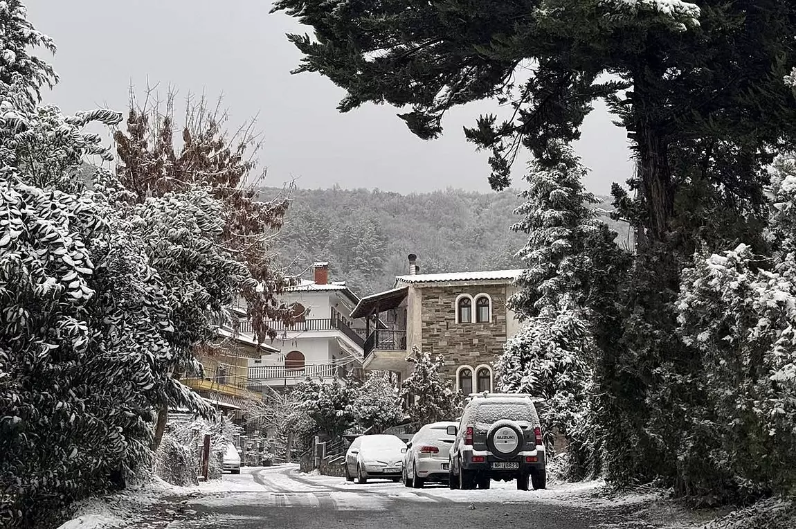 Κακοκαιρία: Πού θα είναι έντονα τα φαινόμενα τις επόμενες ώρες – Σε ποιες περιοχές θα χιονίσει