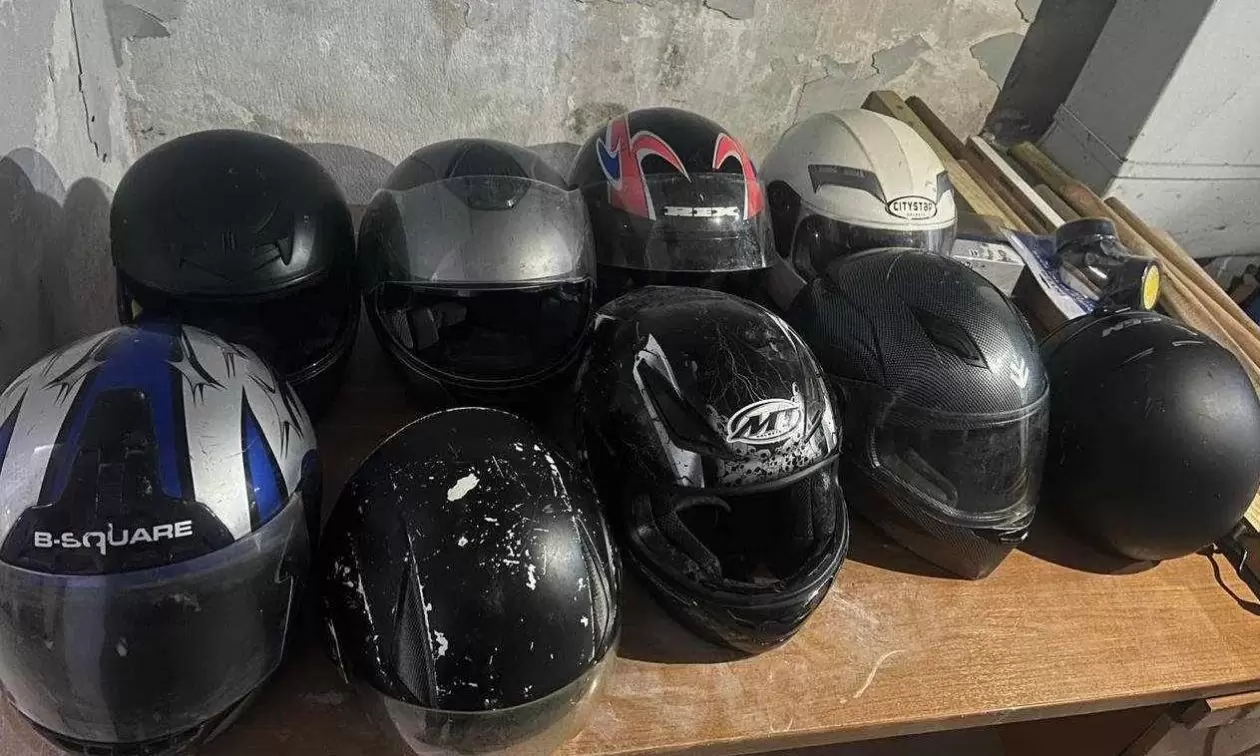 Πάτρα: «Ντου» της Αστυνομίας στο Πανεπιστήμιο – Βρέθηκαν πυροσβεστήρες, κοντάρια και μάρμαρα