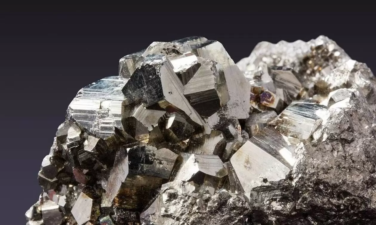 Σπάνιες γαίες: Τι και ποιοι ψάχνουν σε όλη την Ελλάδα – Στο κυνήγι του κρυμμένου θησαυρού