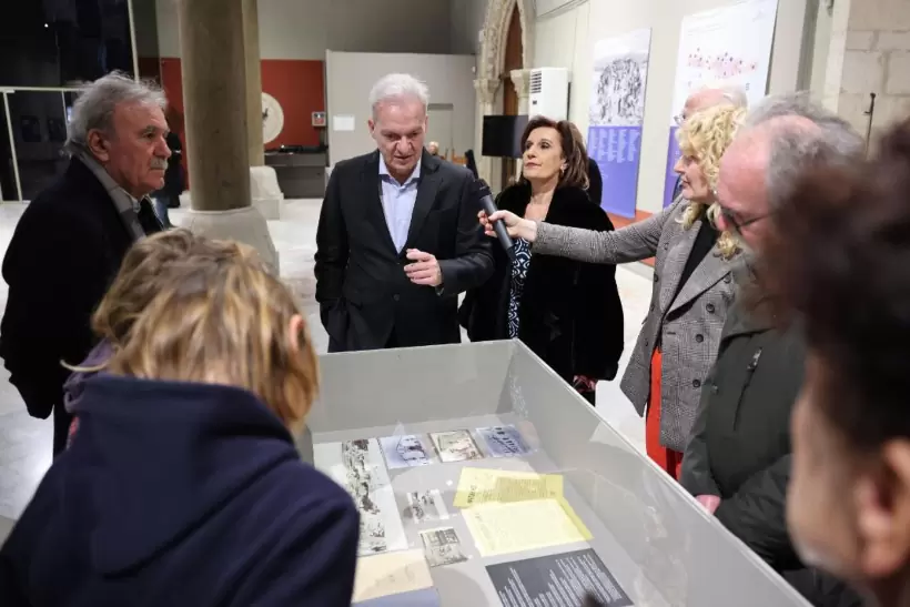 Ο δήμαρχος Ηρακλείου στα εγκαίνια της έκθεσης «Πολιτική και Κοινωνία στην Κρητική Πολιτεία 1898-1913»