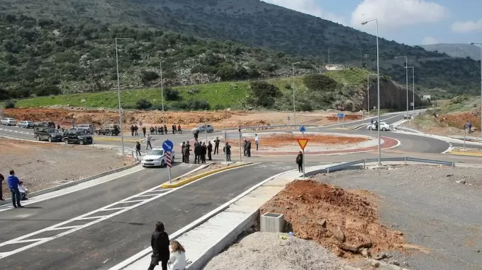 Έργα με… ανατινάξεις στον κόμβο Μοχού