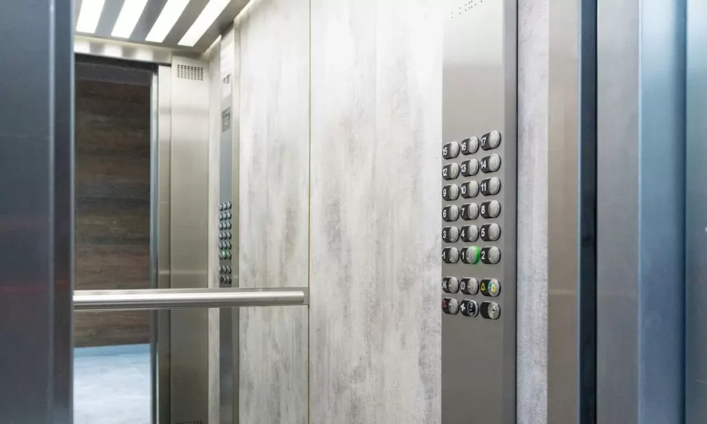 Σε λειτουργία η νέα πλατφόρμα για την ηλεκτρονική απογραφή όλων των ανελκυστήρων της χώρας