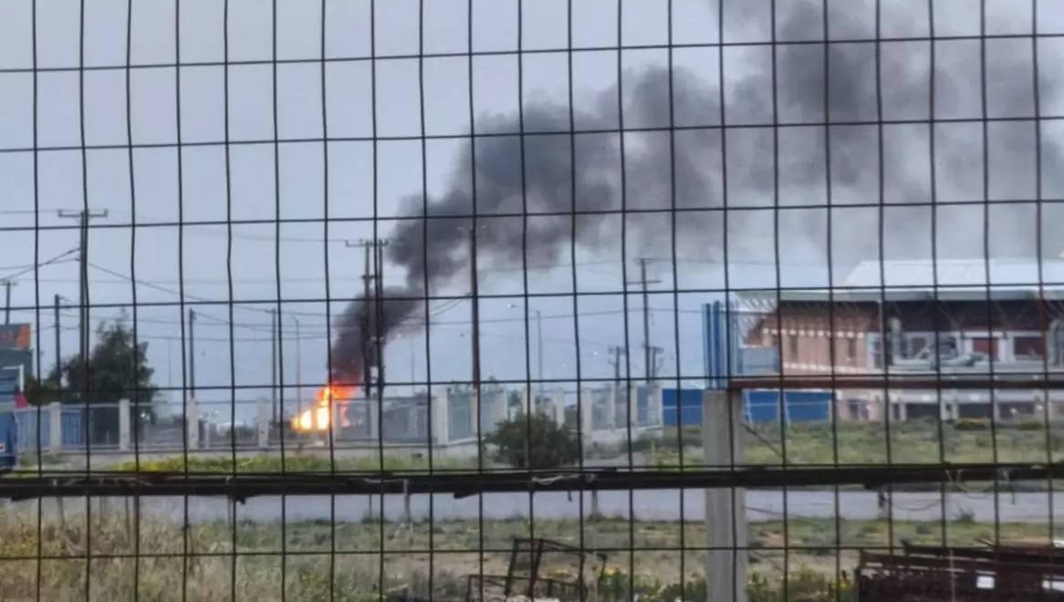 Έσβησε η φωτιά στον καταυλισμό των Ρομά (Video)