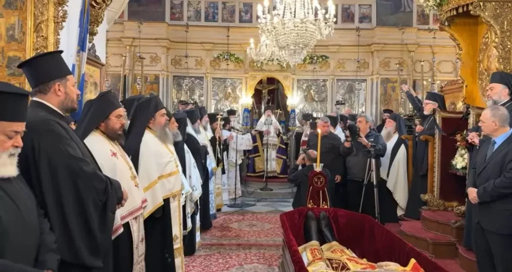 Τα Χανιά αποχαιρέτησαν τον μακαριστό Δαμασκηνό