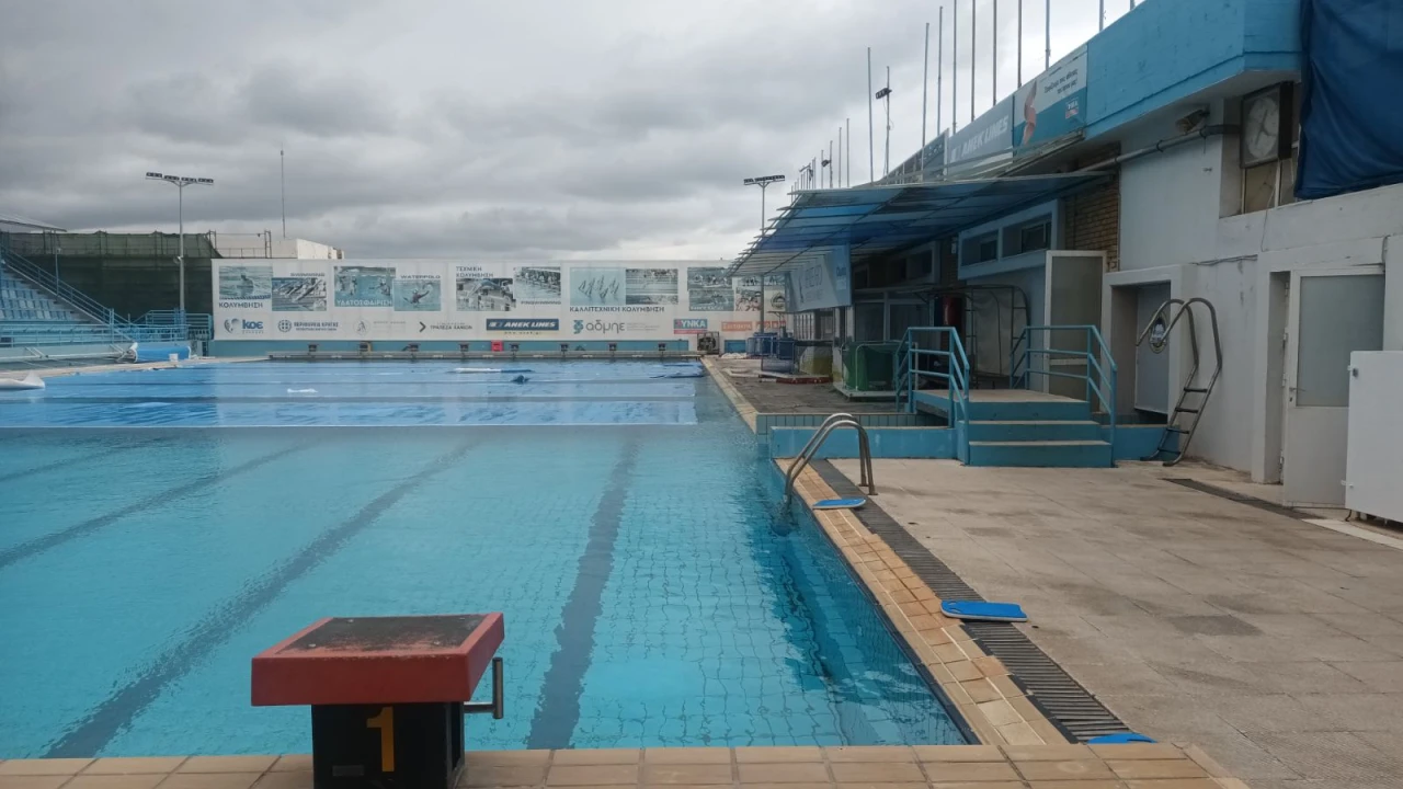 Ευρεία σύσκεψη φορέων για την ανακατασκευή του Κολυμβητηρίου Χανίων